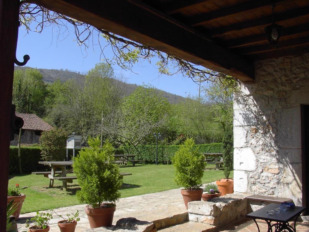 Casa De La Montana Albergue Turistico Avin Luaran gambar