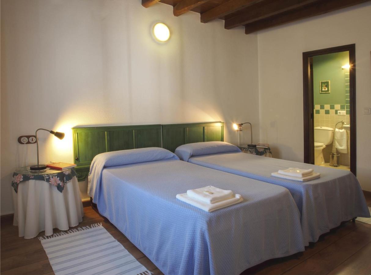 Casa De La Montana Albergue Turistico Avin Bilik gambar