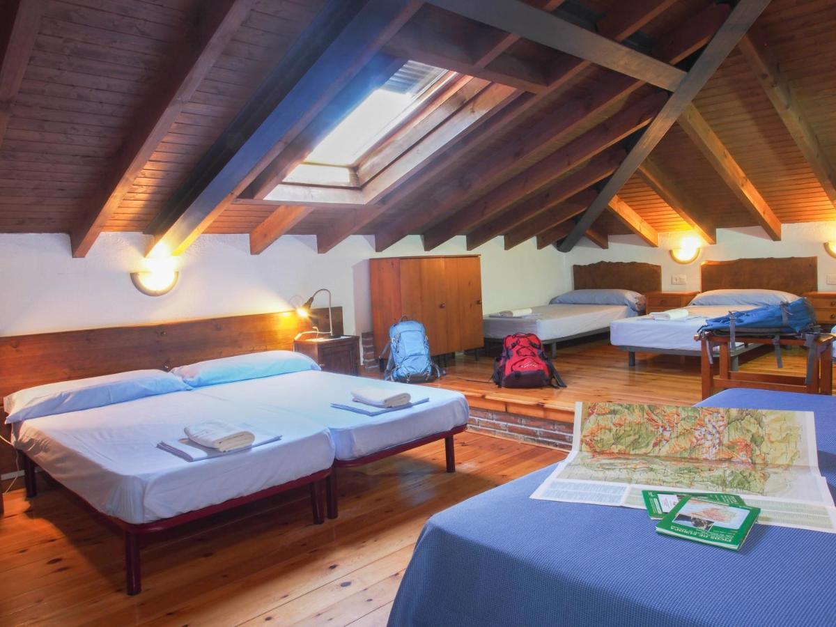Casa De La Montana Albergue Turistico Avin Luaran gambar