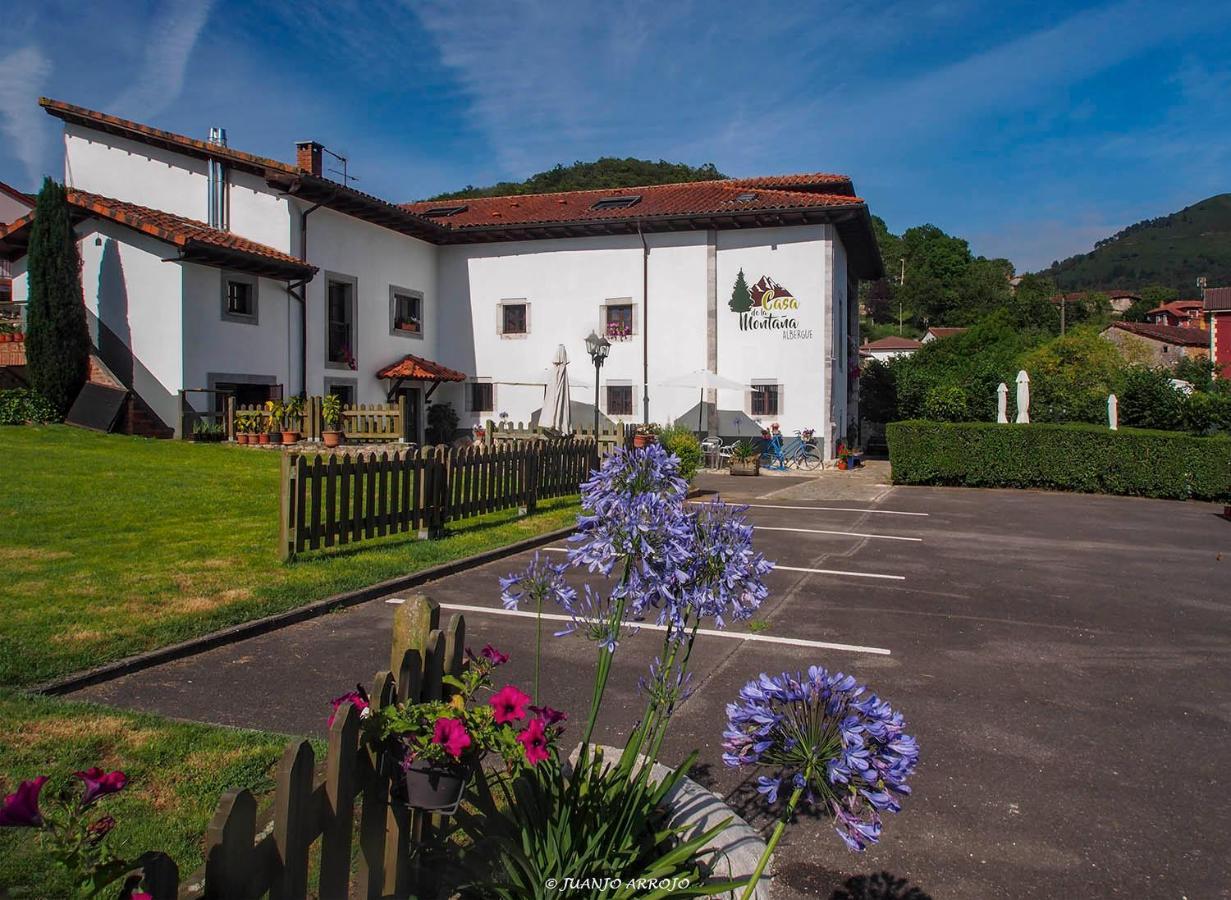 Casa De La Montana Albergue Turistico Avin Luaran gambar