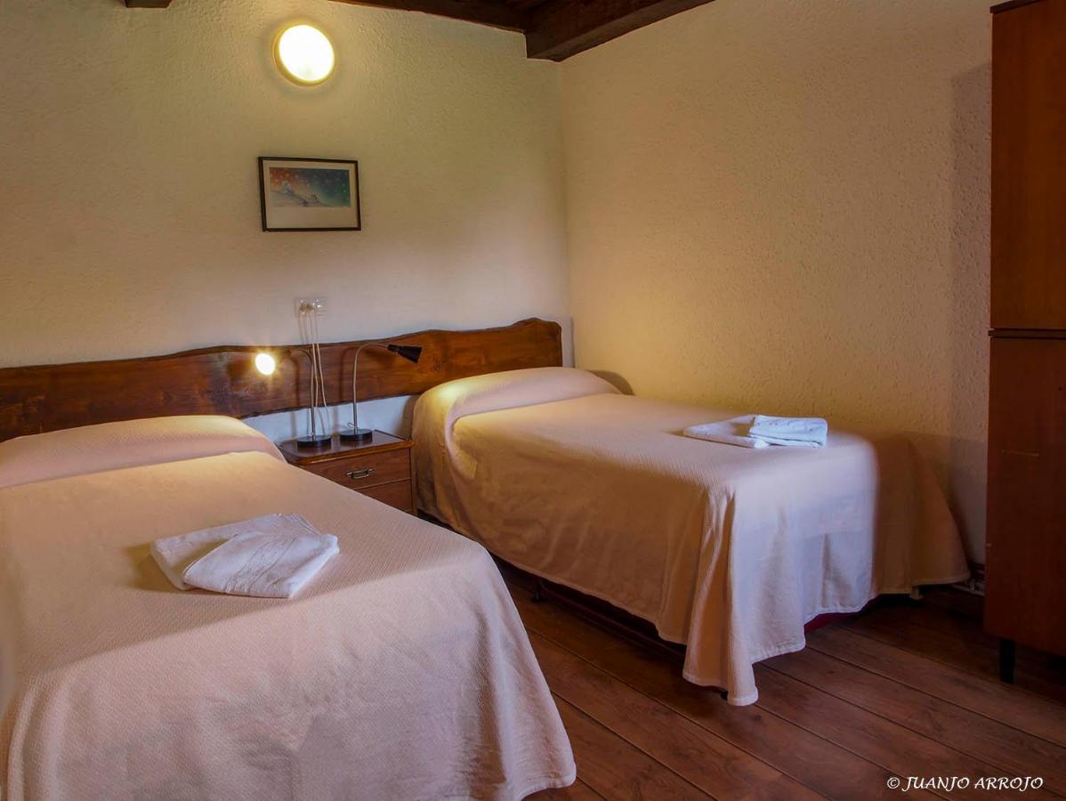 Casa De La Montana Albergue Turistico Avin Luaran gambar