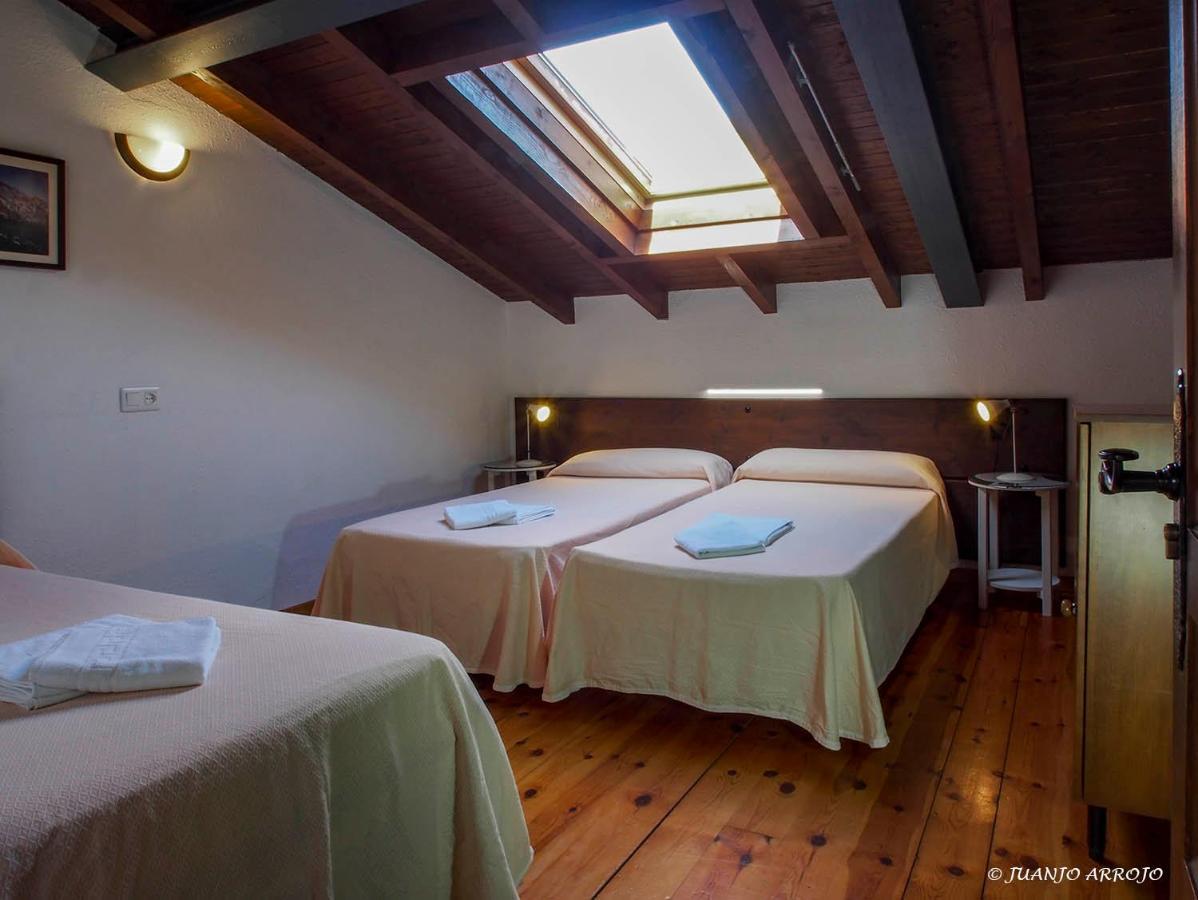 Casa De La Montana Albergue Turistico Avin Luaran gambar
